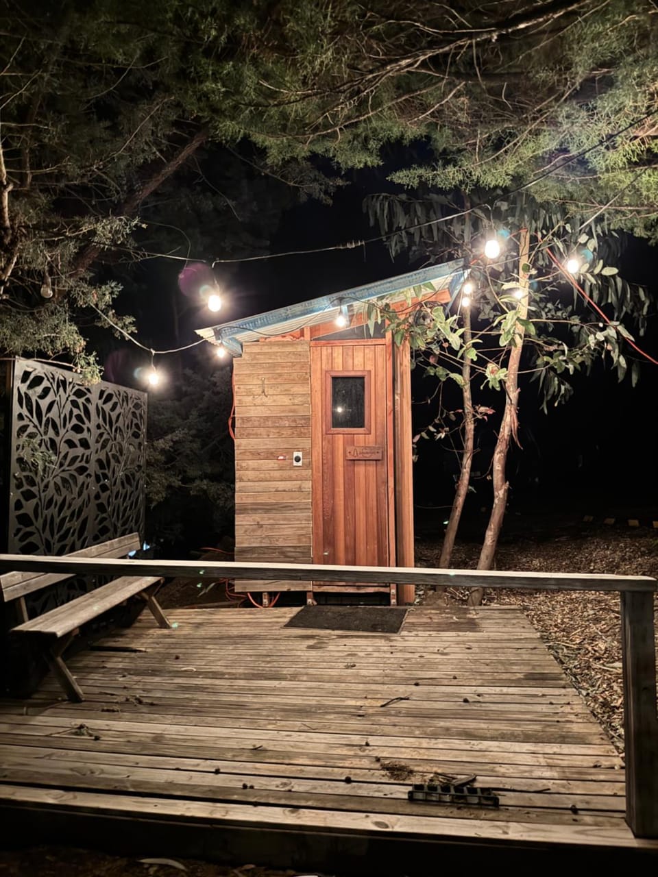 Wild Pines Waterfront Guesthouse BBQ Pet Friendly House in East Jindabyne