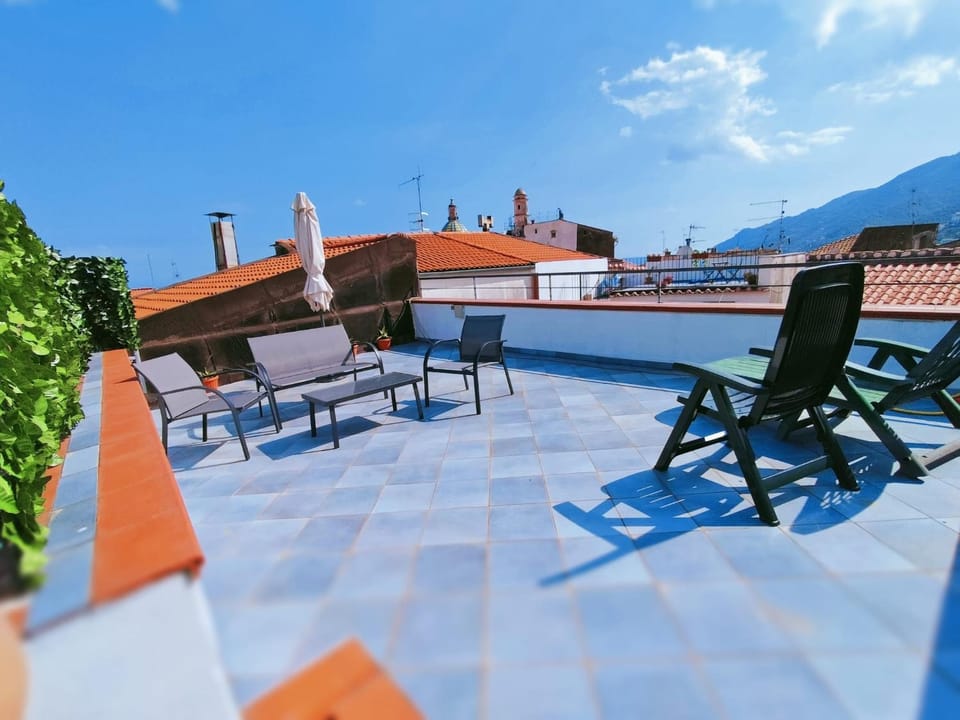 Balcony/Terrace, Balcony/Terrace