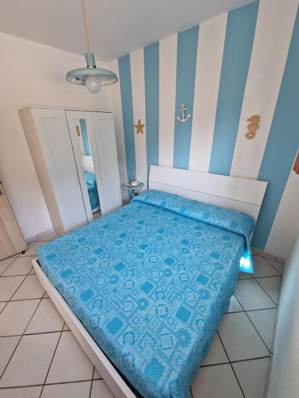 Bed, Bedroom, wardrobe