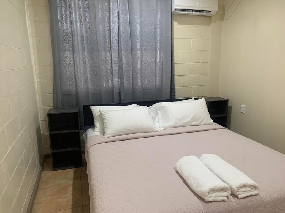 Bed, Bedroom, air conditioner
