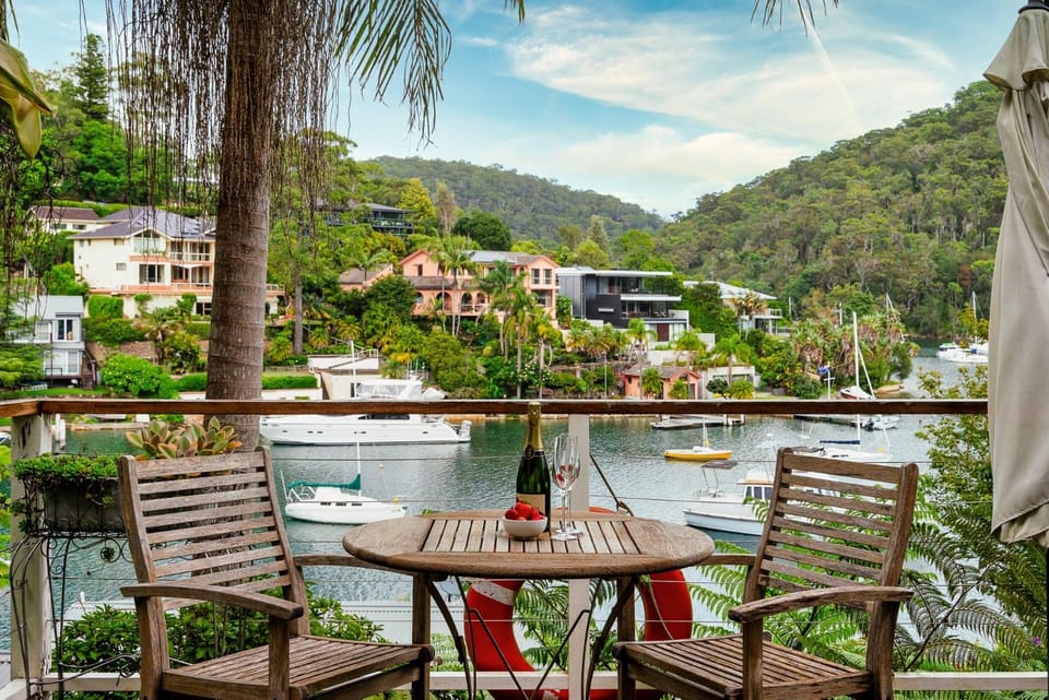 Day, Natural landscape, View (from property/room), Balcony/Terrace, Mountain view