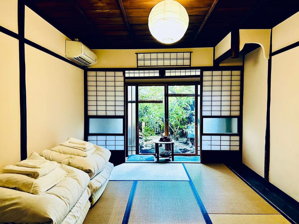 古都庵Koto-an Japanese Town house Bed and Breakfast in Kyoto