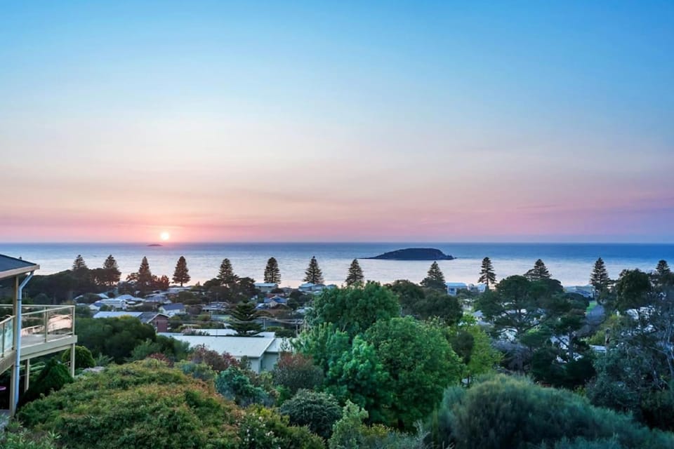 Uninterrupted Views Encounter Bay - BYO Linen House in Encounter Bay