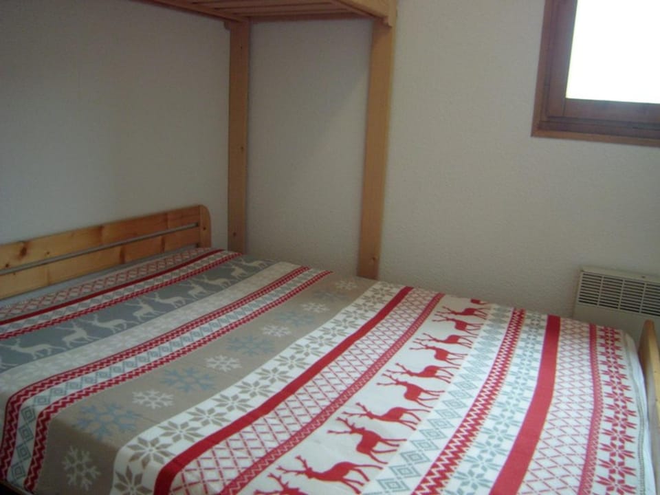 Studio cosy pour 4 aux pieds des pistes, animaux admis, parking - FR-1-733-46 Apartment in Haute-Savoie
