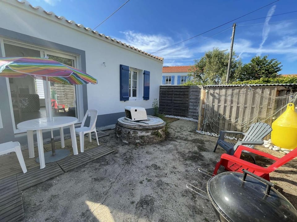 Petite maison neuve à 250m de la plage avec jardin clos, terrasse et parking - L'Épine - FR-1-224B-190 House in Pays de la Loire