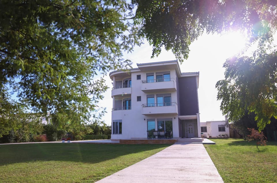 Property building, Natural landscape, Garden view, Street view