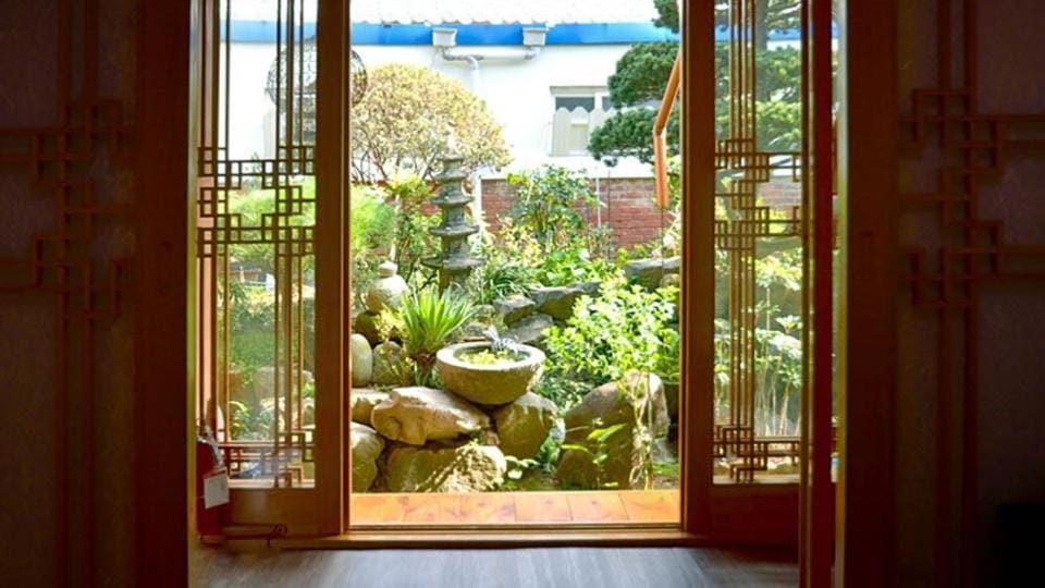 Beautiful Garden Fine Day House Bed and Breakfast in South Korea