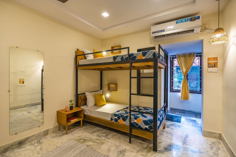 Bed, bunk bed
