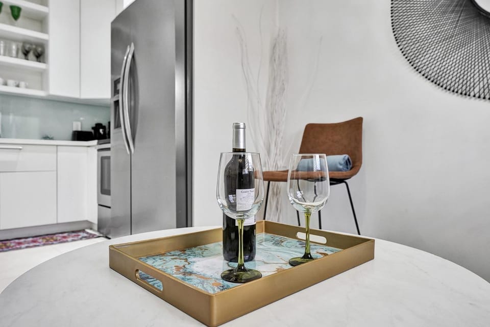 Dining area, Alcoholic drinks
