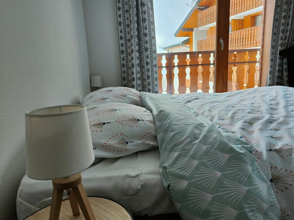 Chalet récent cœur station Apartment in Haute-Savoie