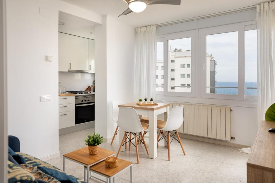 Kitchen or kitchenette, Living room, Dining area