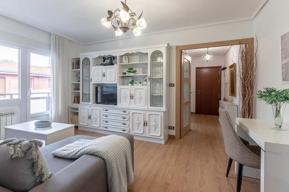 Leioa Comfort Stay Apartment in Basque Country