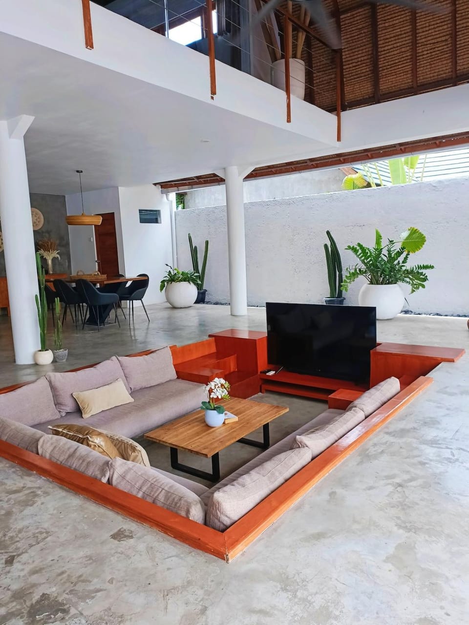 Living room, Seating area