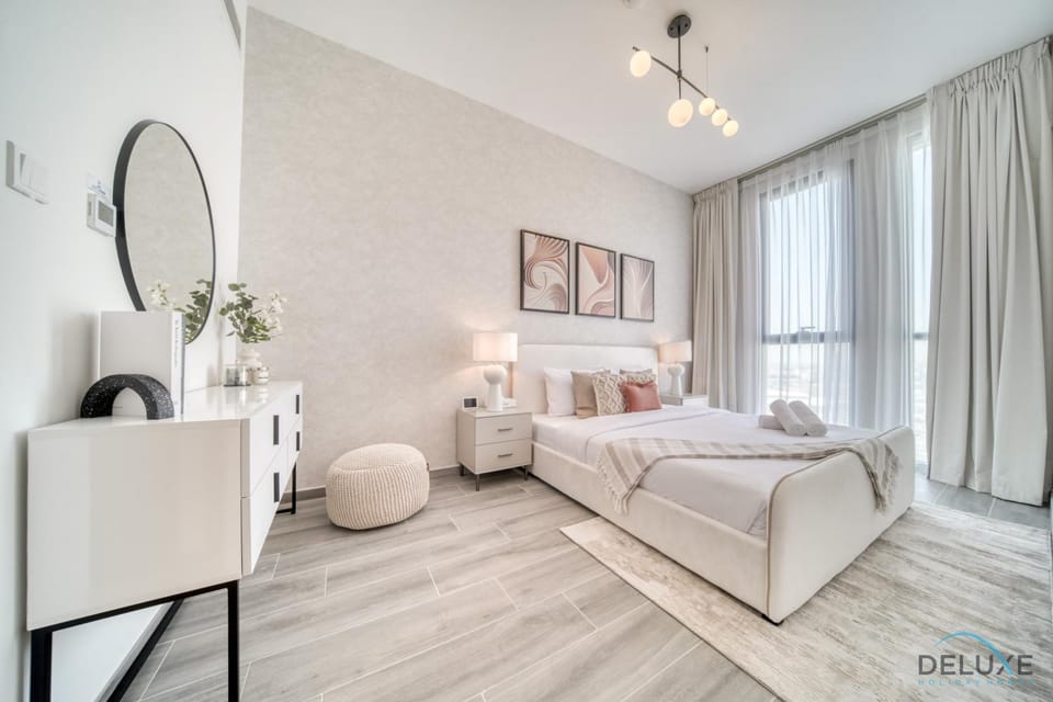 Photo of the whole room, Bedroom, fireplace, air conditioner