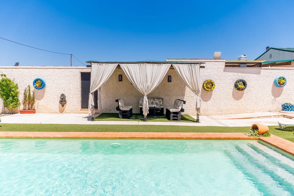 Balcony/Terrace, Pool view, Swimming pool