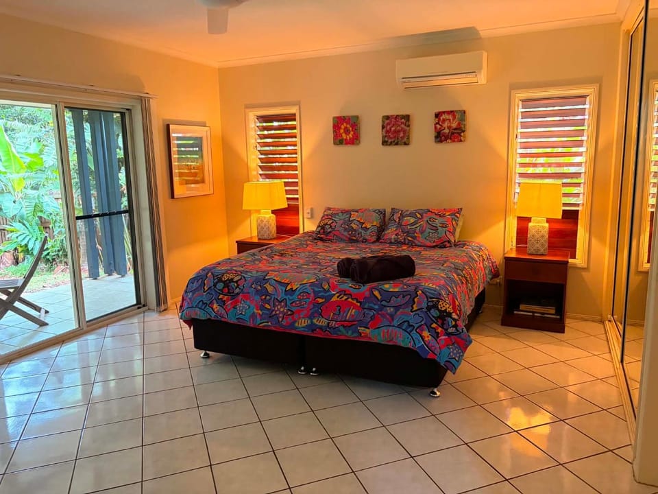 Narragon House in Mission Beach
