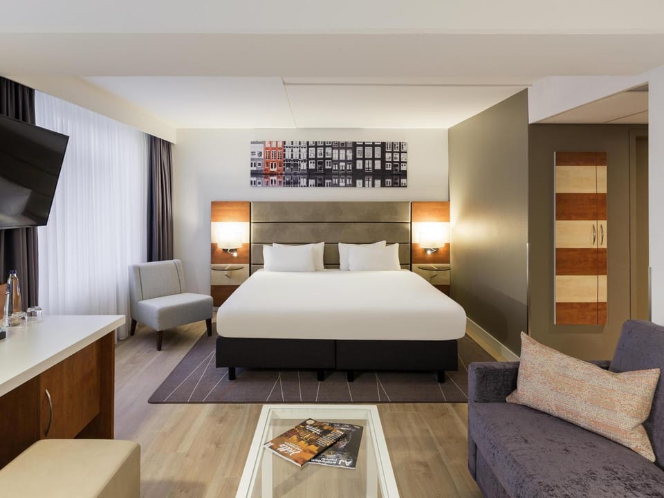Property building, Bedroom