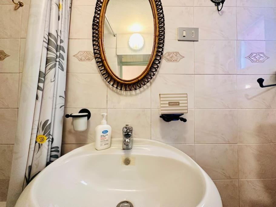 Shower, Bathroom, Bath