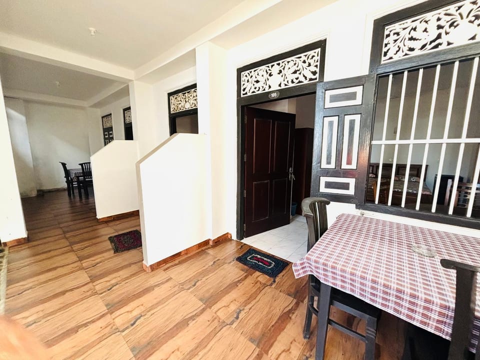 Tamaro Beach Resort Bed and Breakfast in Hikkaduwa