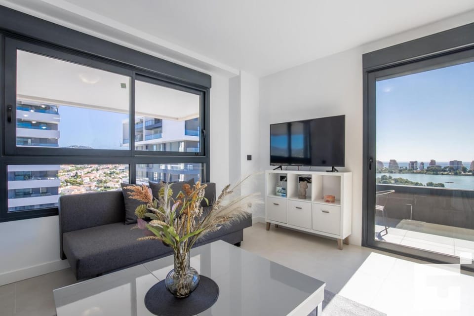 TV and multimedia, Dining area