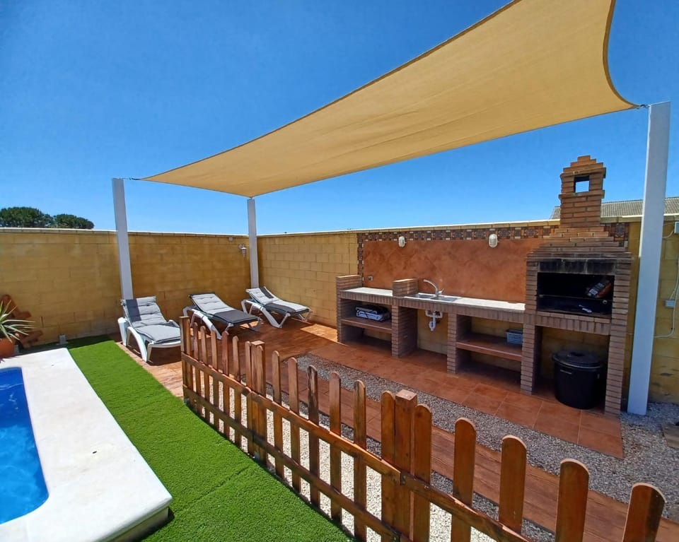 OHANA House in Chiclana de la Frontera