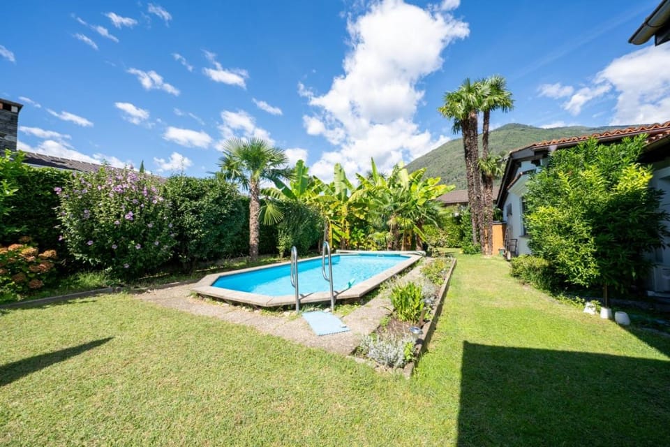 Losone-Ascona: 20 min a piedi, parcheggio gratuito Apartment in Ascona