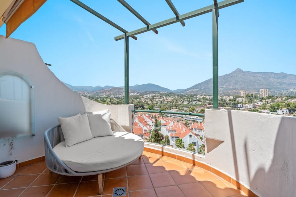 View (from property/room), Balcony/Terrace