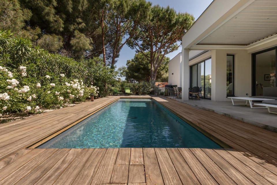 Garden view, Pool view, Swimming pool