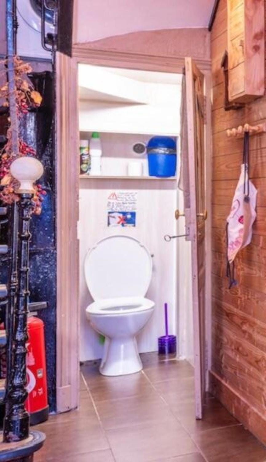Toilet