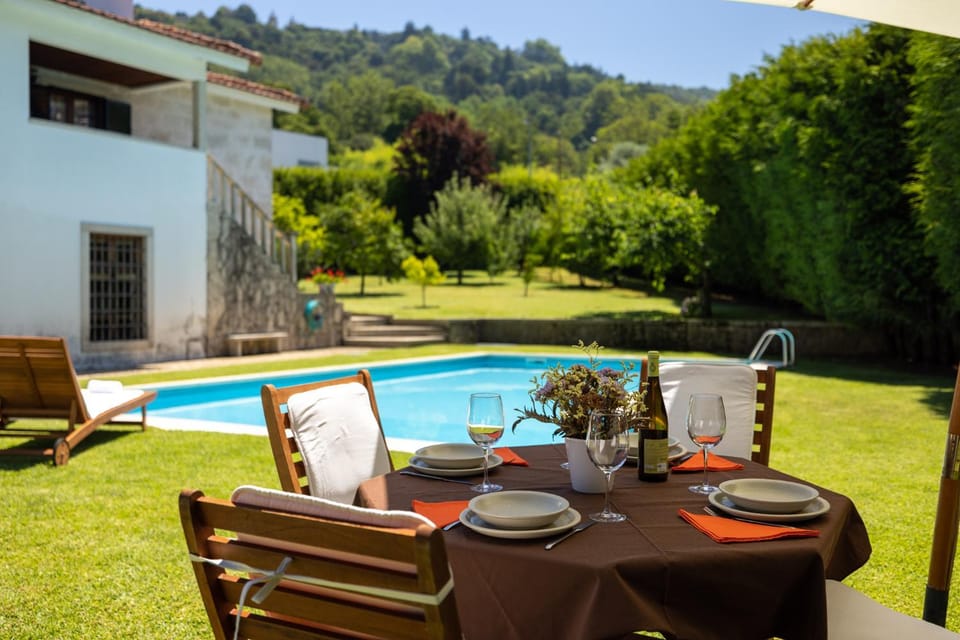 Property building, Natural landscape, Garden, Garden view, Mountain view, Pool view, Swimming pool
