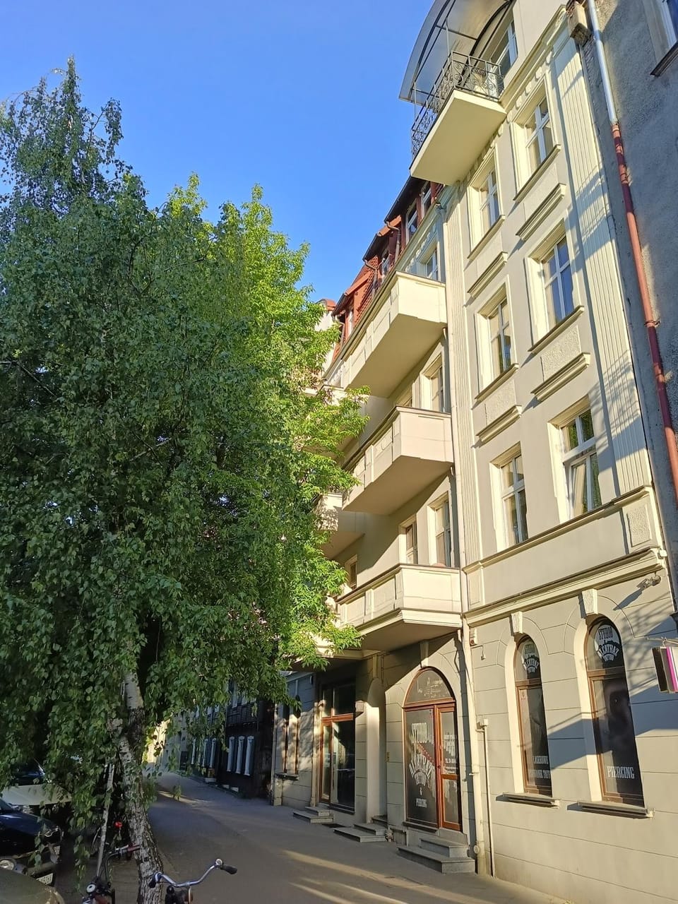 Property building, Neighbourhood, Street view
