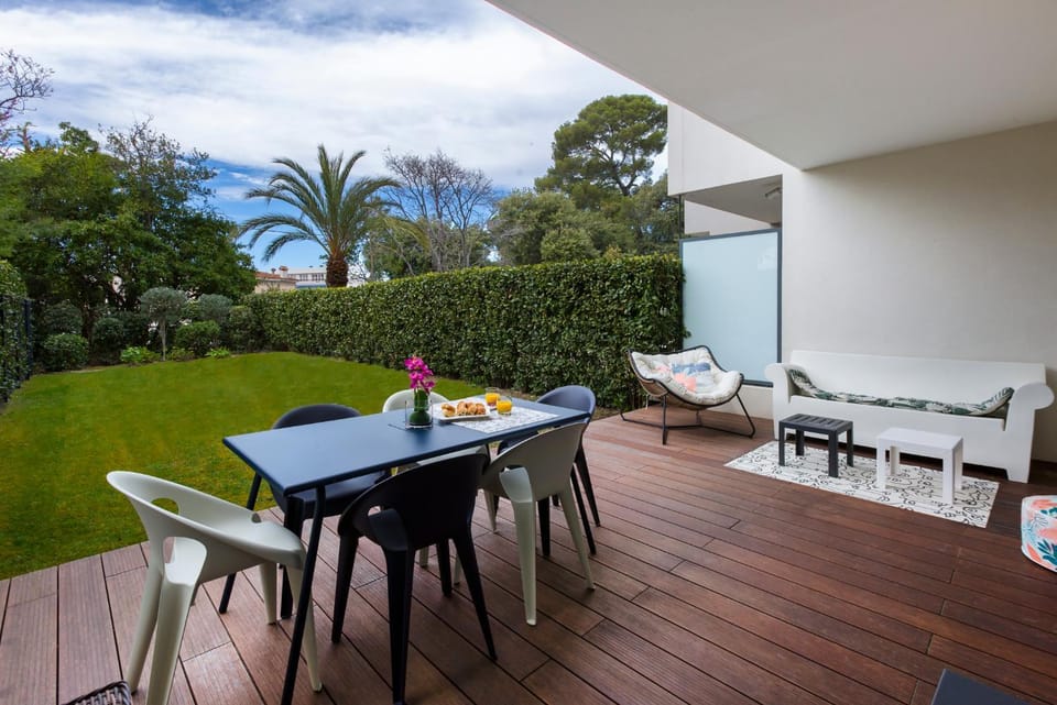 Patio, Spring, Garden, Balcony/Terrace, Garden view