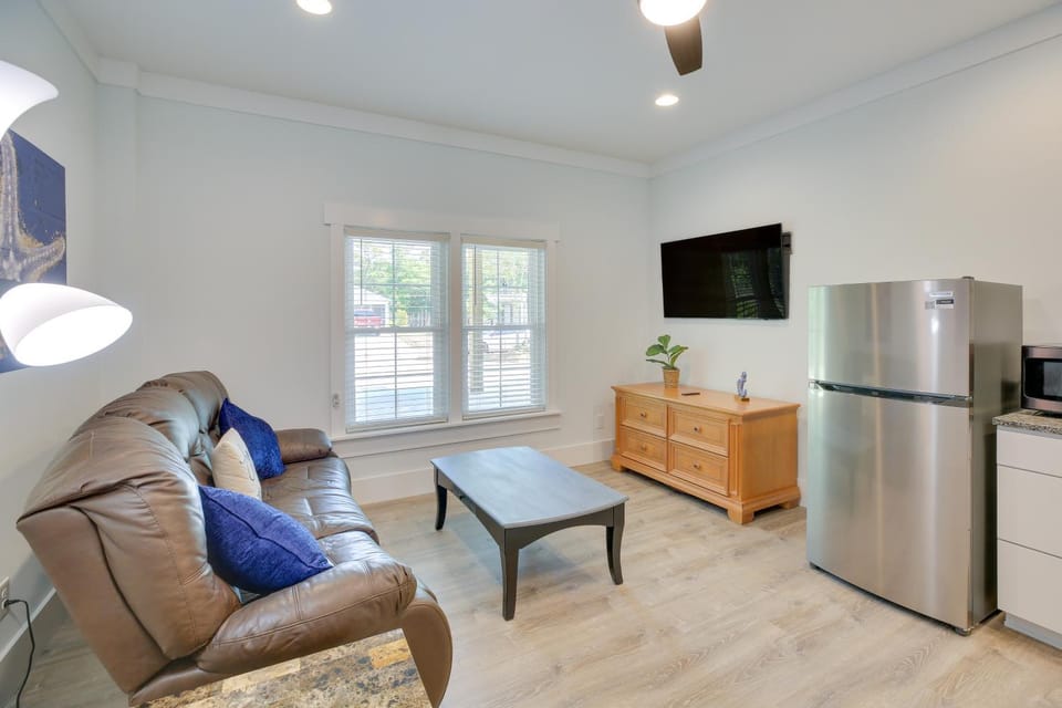 Coastal North Carolina Retreat: Half Mile to Beach Apartment in Oak Island