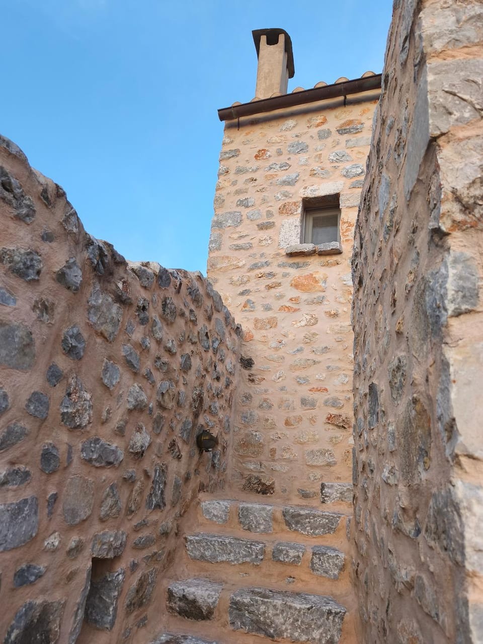 Balcony&Tower Apartment in Peloponnese Region