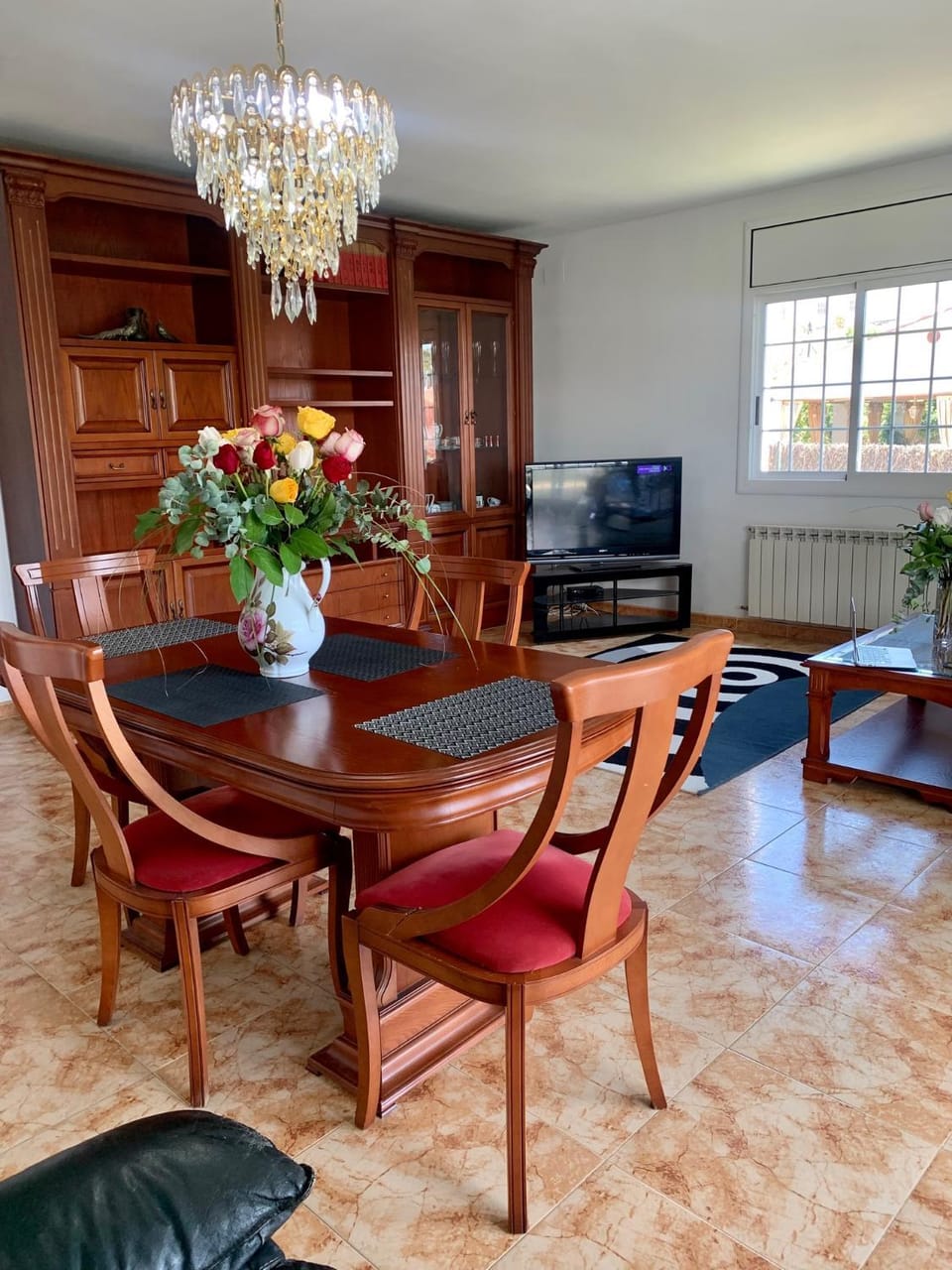 Seating area, Internal: Not applicable to any particular room