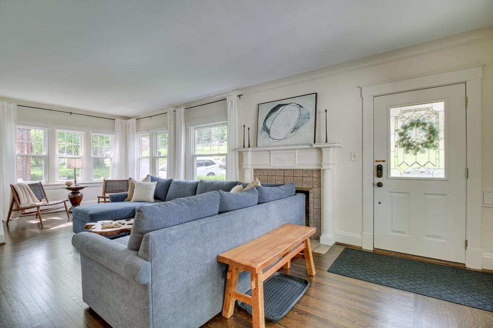Pet-Friendly Cincinnati Retreat w/ Hot Tub House in Cincinnati