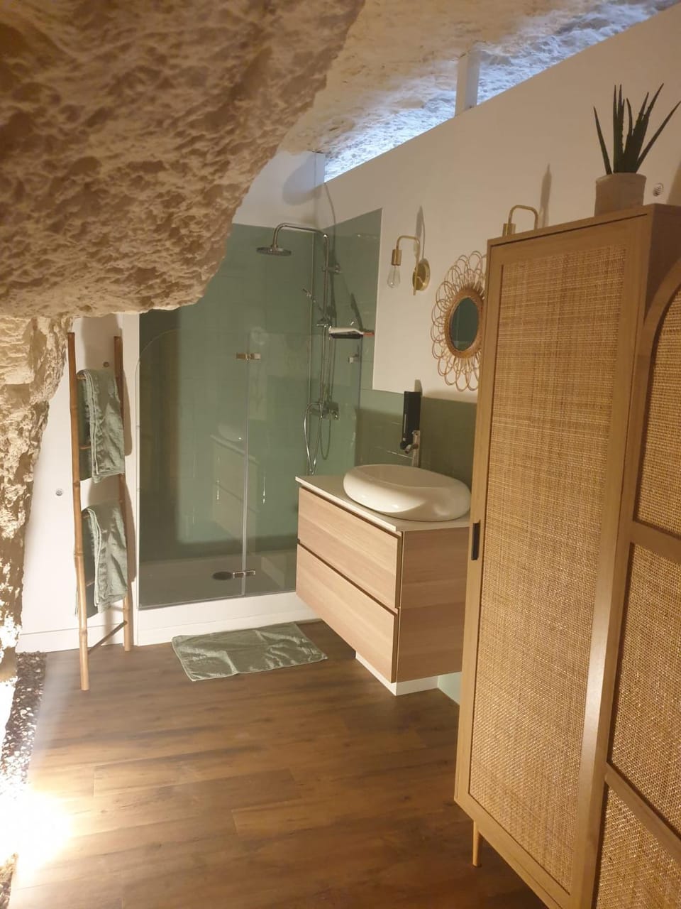 Shower, Bathroom