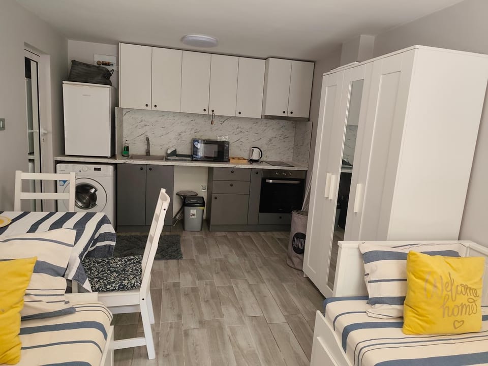 Студио в центъра на град Бургас. Apartment in Burgas