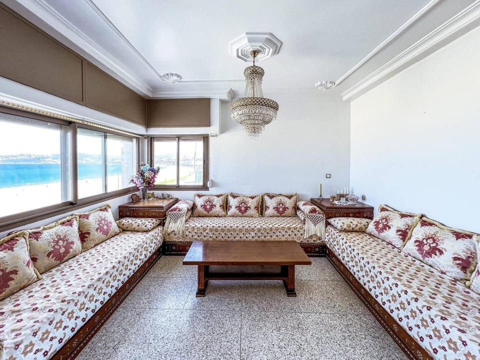Best Cozy 3Bedroom apartment with front ocean-view Apartment in Tangier