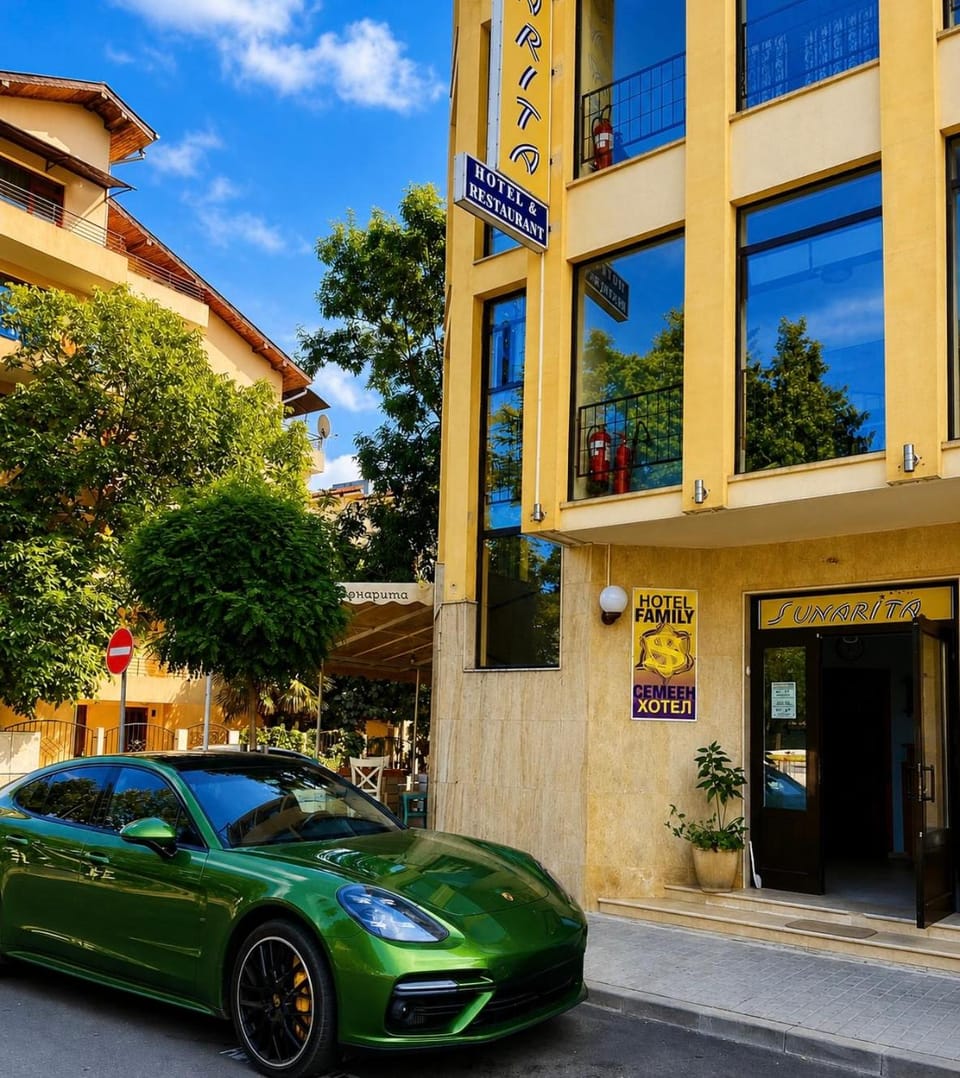 Property building, Parking