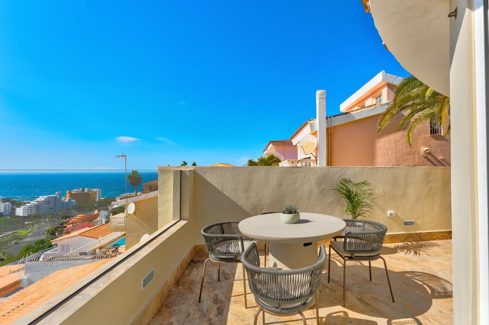 Balcony/Terrace, Balcony/Terrace, Sea view, hair dresser
