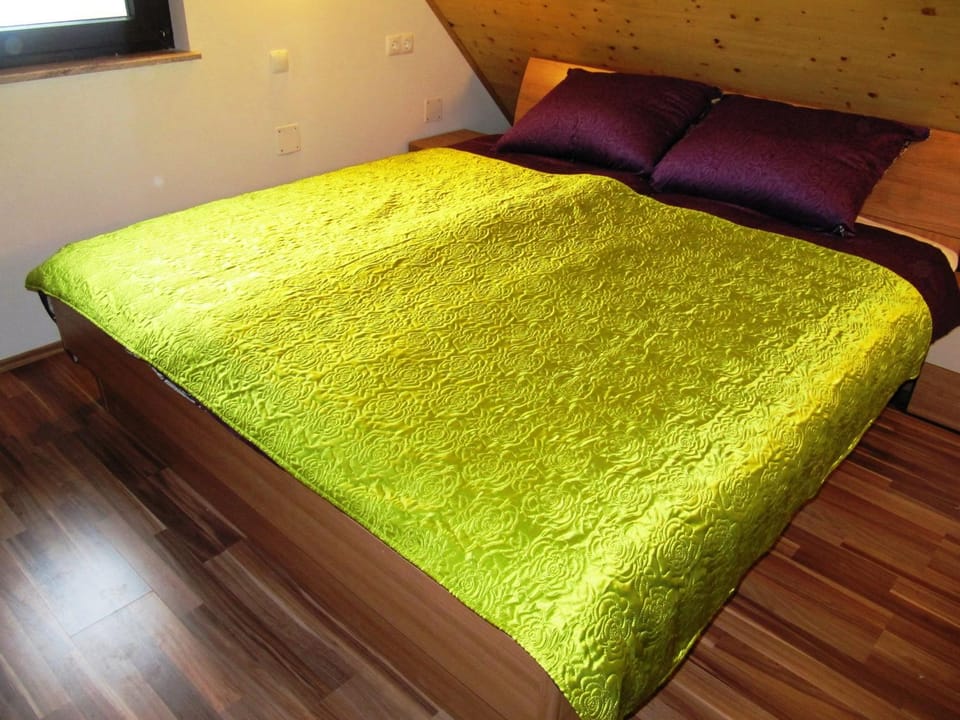 bunk bed