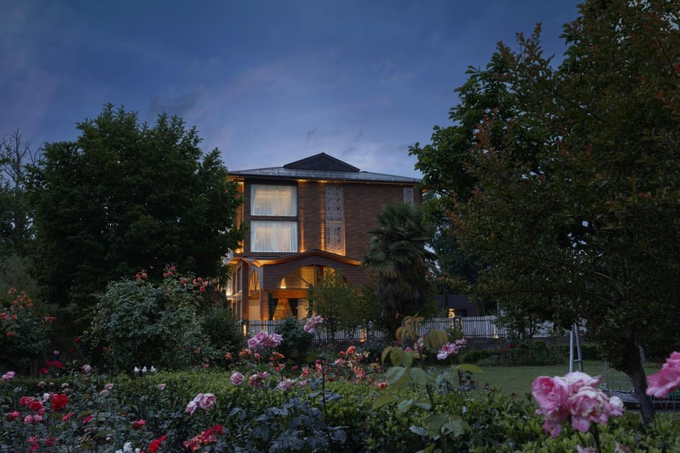 Property building, Garden, Garden view