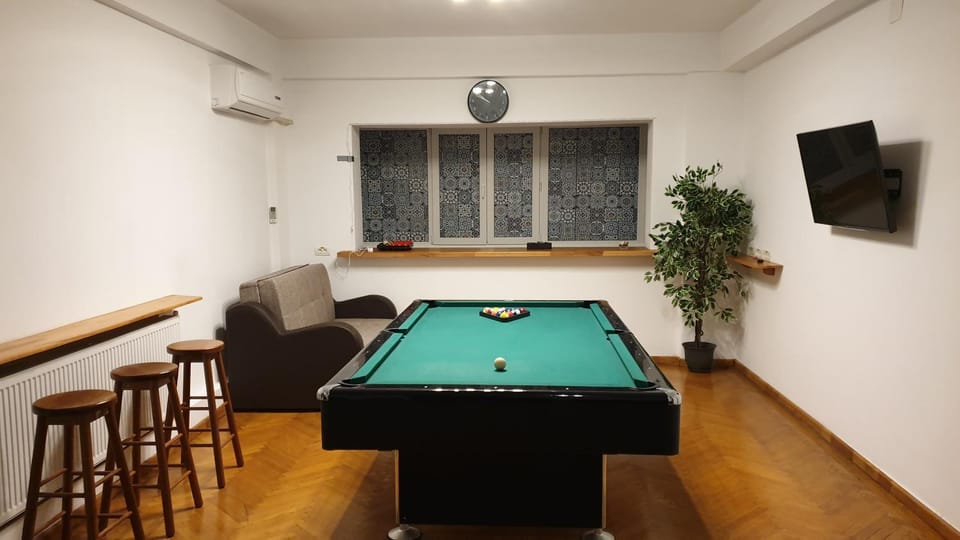 Billiard, Billiard, Game Room, Game Room, Evening entertainment