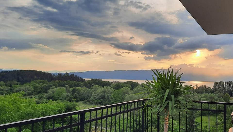 Natural landscape, Balcony/Terrace, Balcony/Terrace, Lake view, Sunset