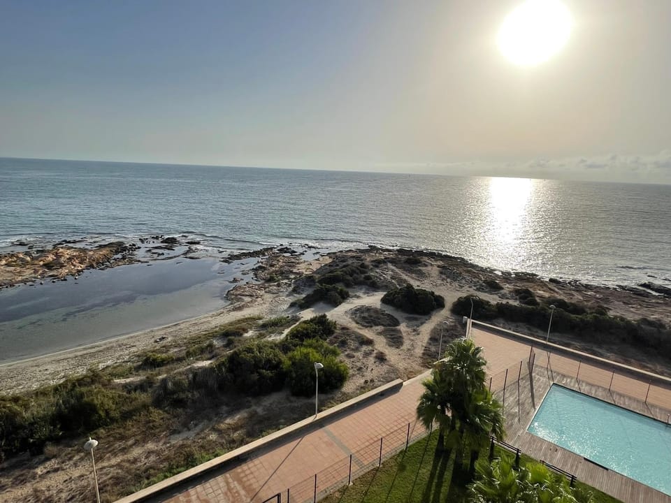 Pool view, Sea view, Sunrise