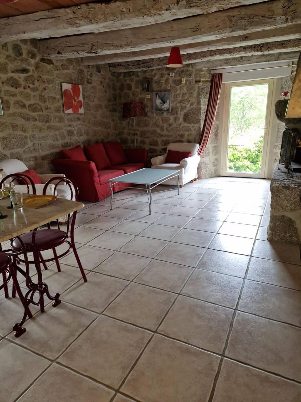 Communal lounge/ TV room, Living room
