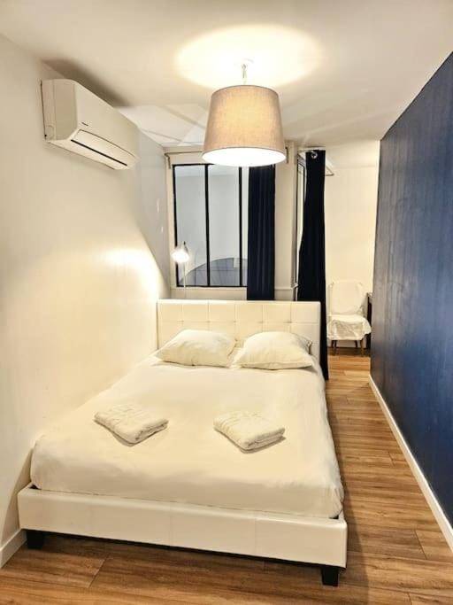 L'atelier de la Sainte - Vieux Port Marseille Apartment in Marseille