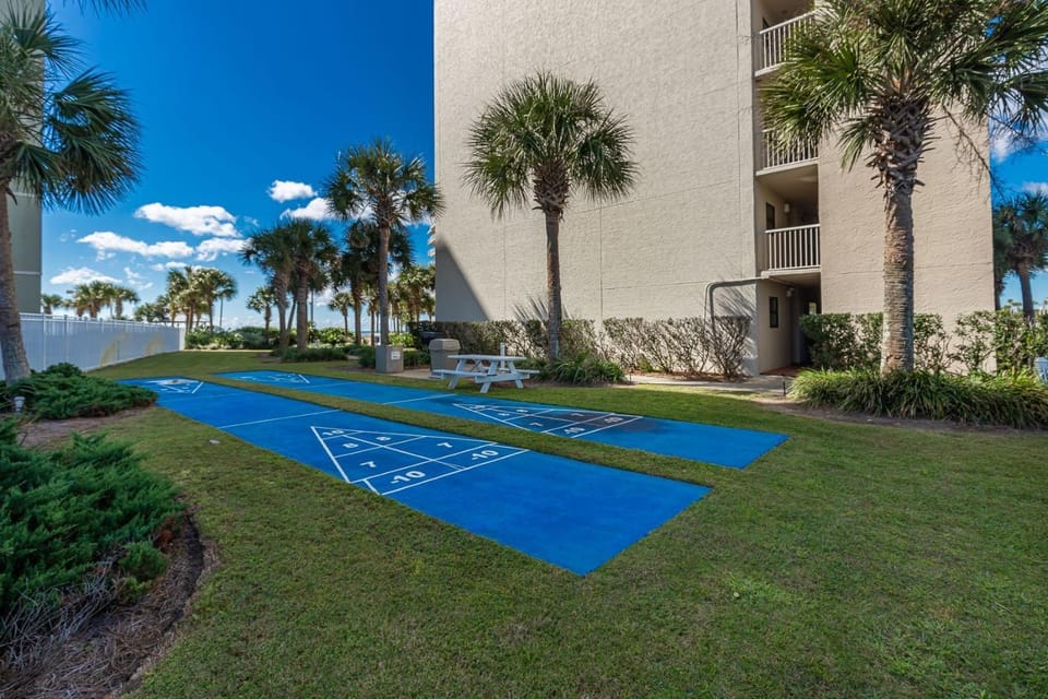 Beach View 3br/2ba w/Pools Sleeps 8 House in Orange Beach