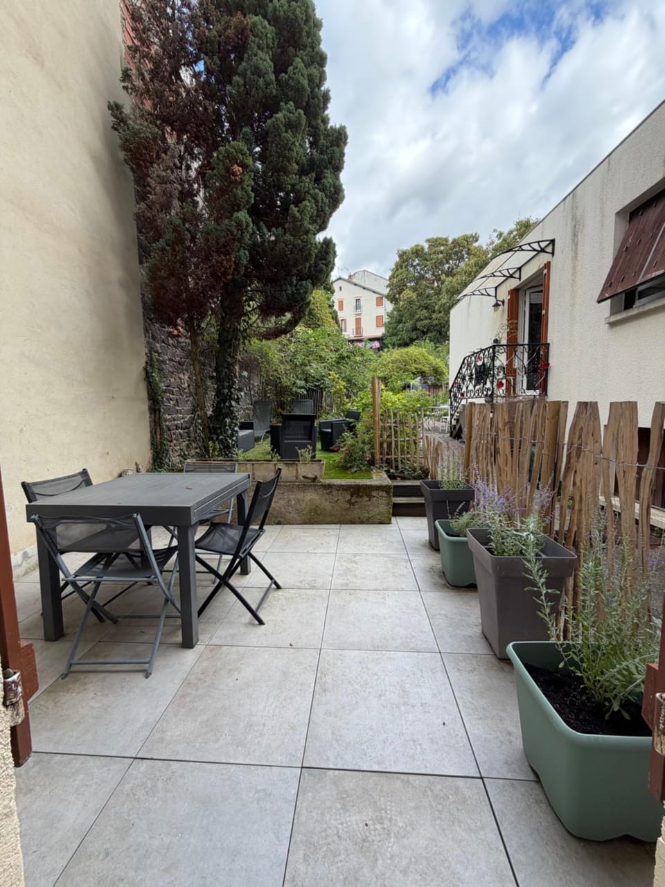Le Gamay - Charmant T2 avec parking et Terrasse Apartment in Auvergne-Rhône-Alpes